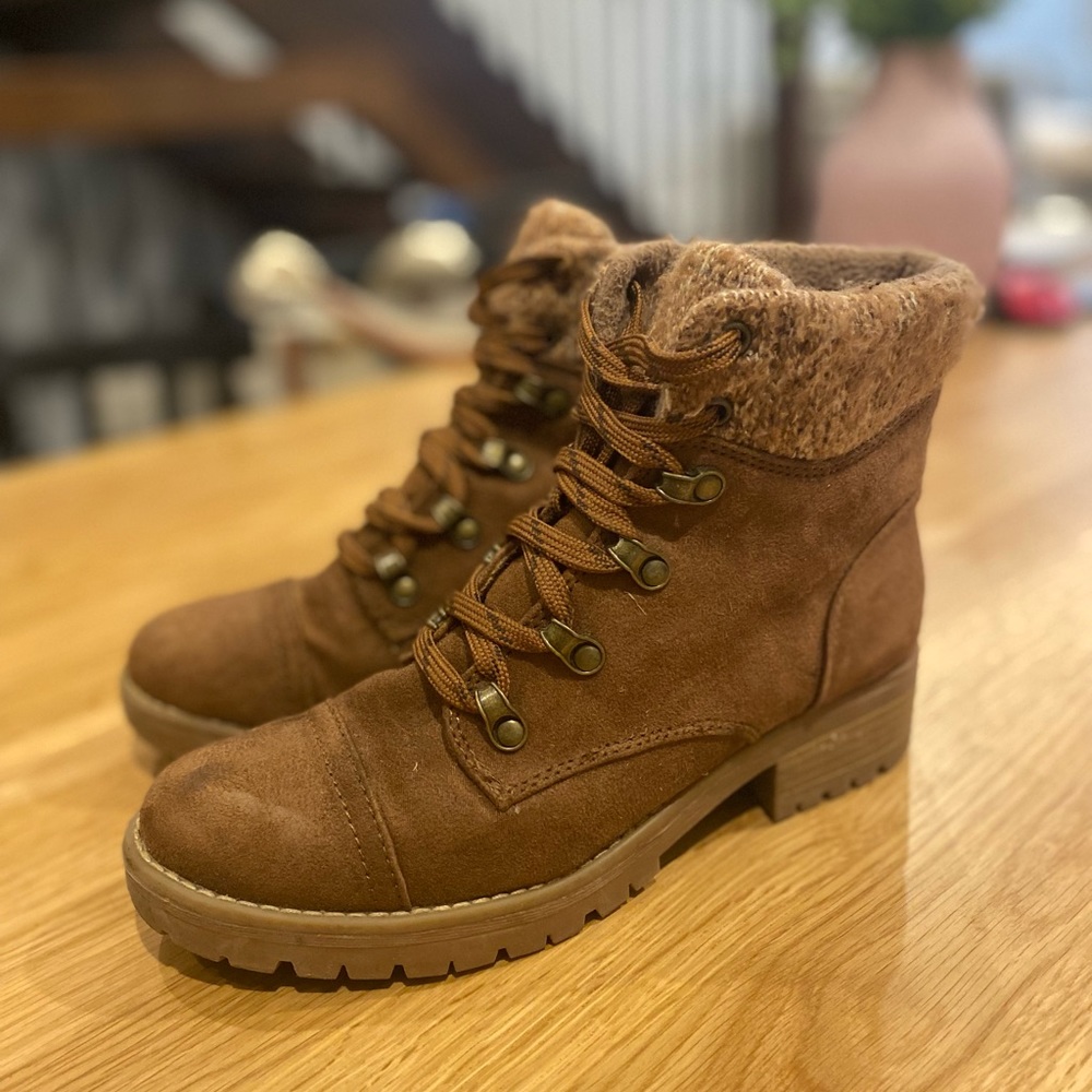Cozy shoes from Target - size 6.5 US - barely used
